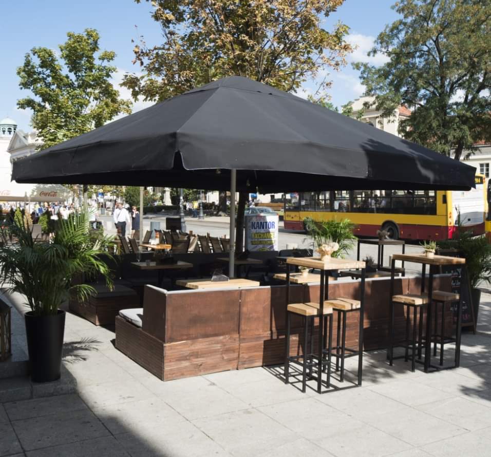Parasol do ogródków restauracyjnych, kawiarni, barów oraz ogrodów przydomowych. Solidny. Parasole ogrodowe z nadrukiem reklamowym.